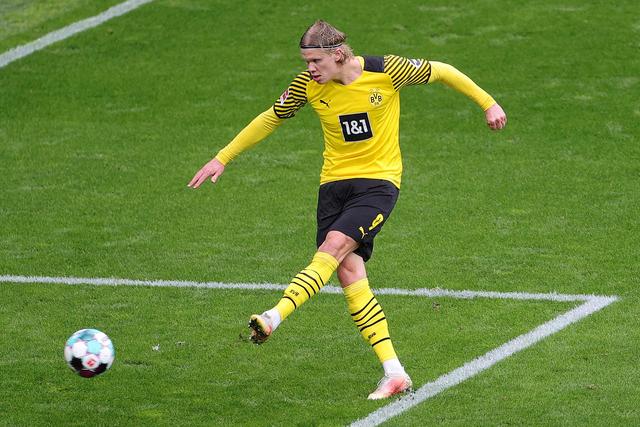 也蕴含着现 也蕴含着现